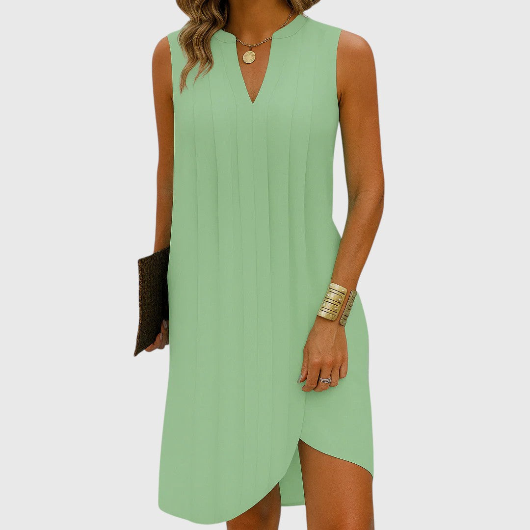 Calliopeelle - V-Neck Shift Dress
