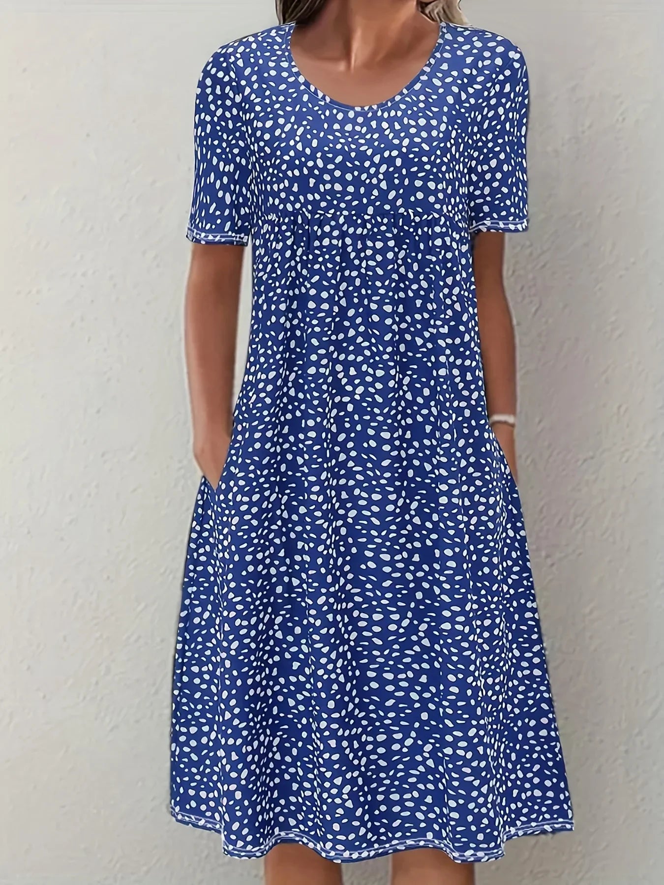 Urania - Elegant Tummy Covering Dress