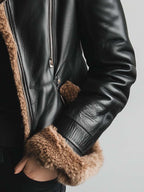 Women's Vintage Fur Collar Contrast Faux Leather Jacket